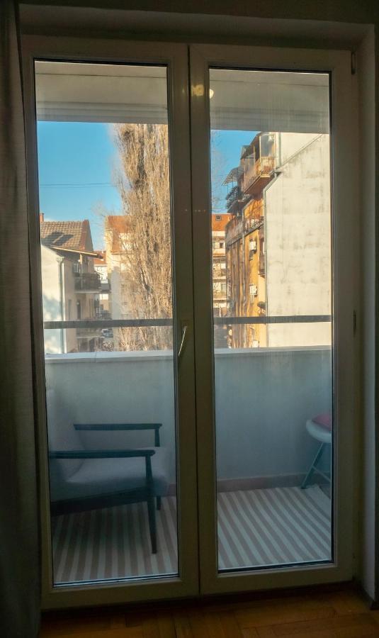 Central Fenix Apartment - Free Private Parking-Fast Wi-Fi โนวีซาด ภายนอก รูปภาพ