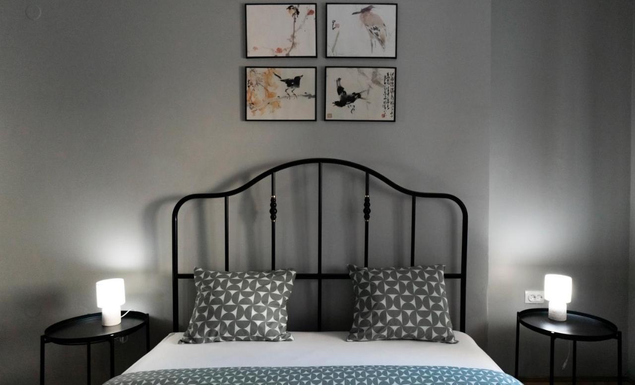 Central Fenix Apartment - Free Private Parking-Fast Wi-Fi โนวีซาด ภายนอก รูปภาพ